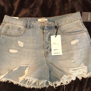 Forever 21. Boyfriend Shorts. Size 27.